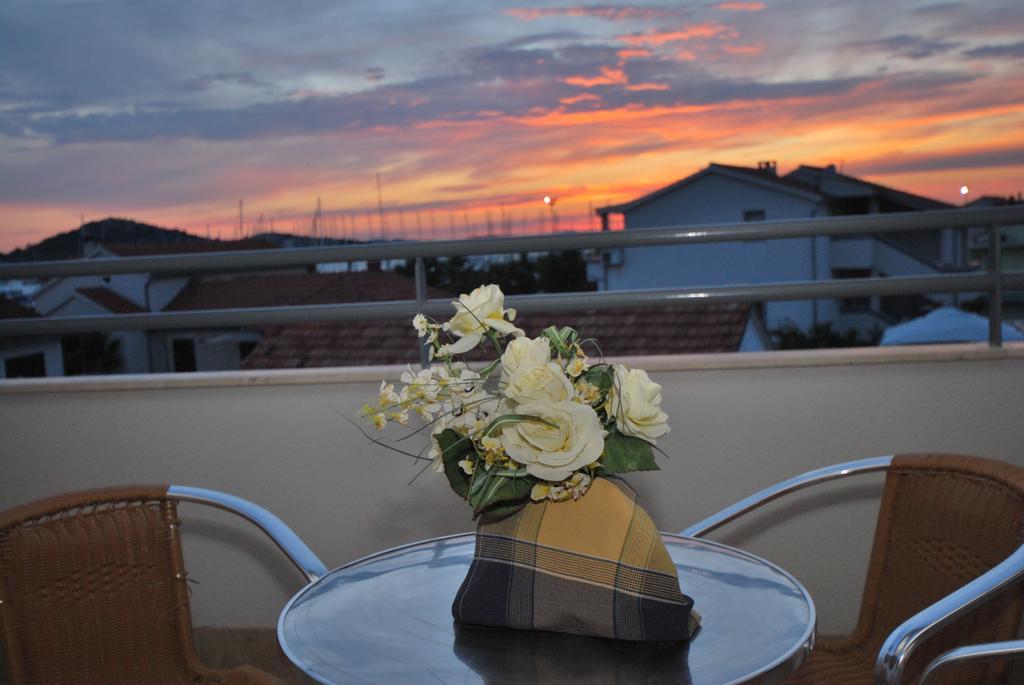 Nautica Apartments เบทินา ภายนอก รูปภาพ