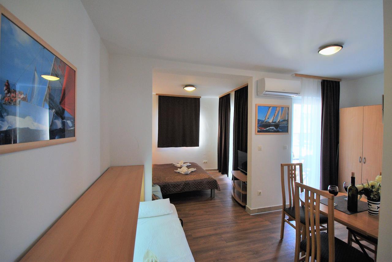 Nautica Apartments เบทินา ภายนอก รูปภาพ