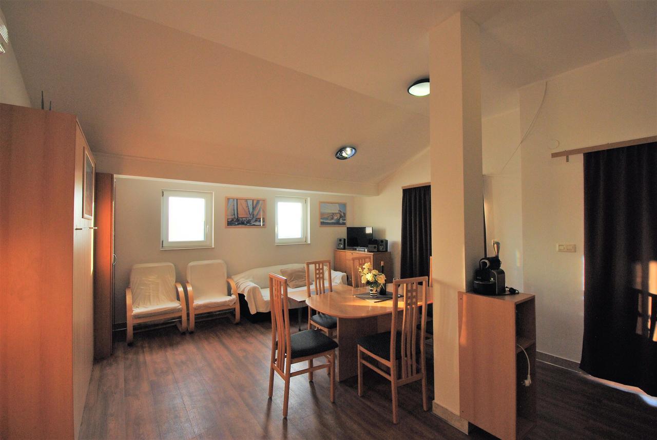 Nautica Apartments เบทินา ภายนอก รูปภาพ