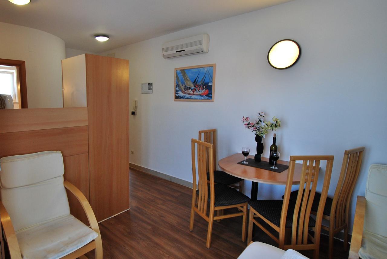 Nautica Apartments เบทินา ภายนอก รูปภาพ