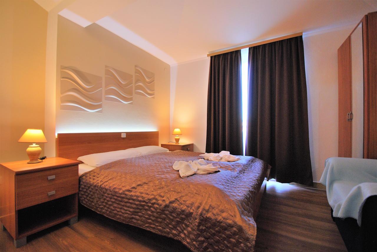 Nautica Apartments เบทินา ภายนอก รูปภาพ