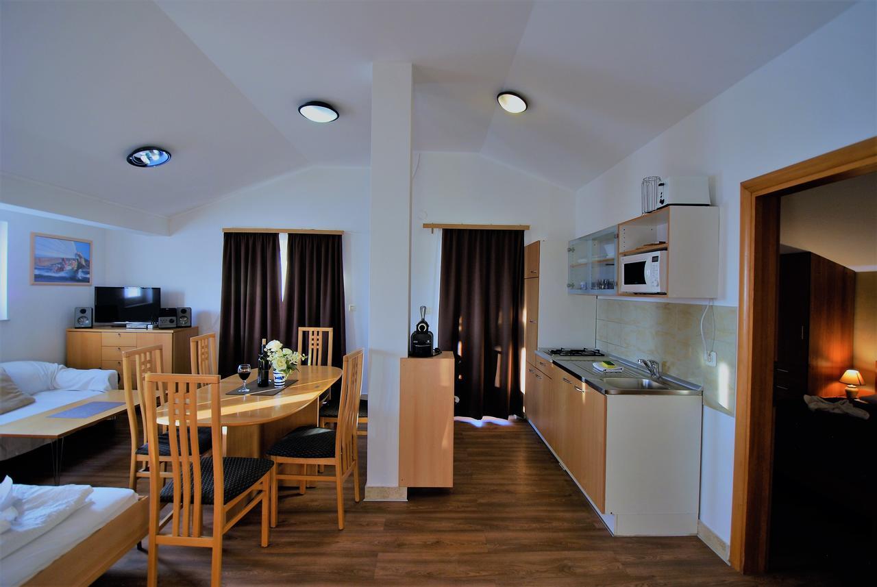 Nautica Apartments เบทินา ภายนอก รูปภาพ
